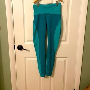 Teal Lululemon Running Leggings